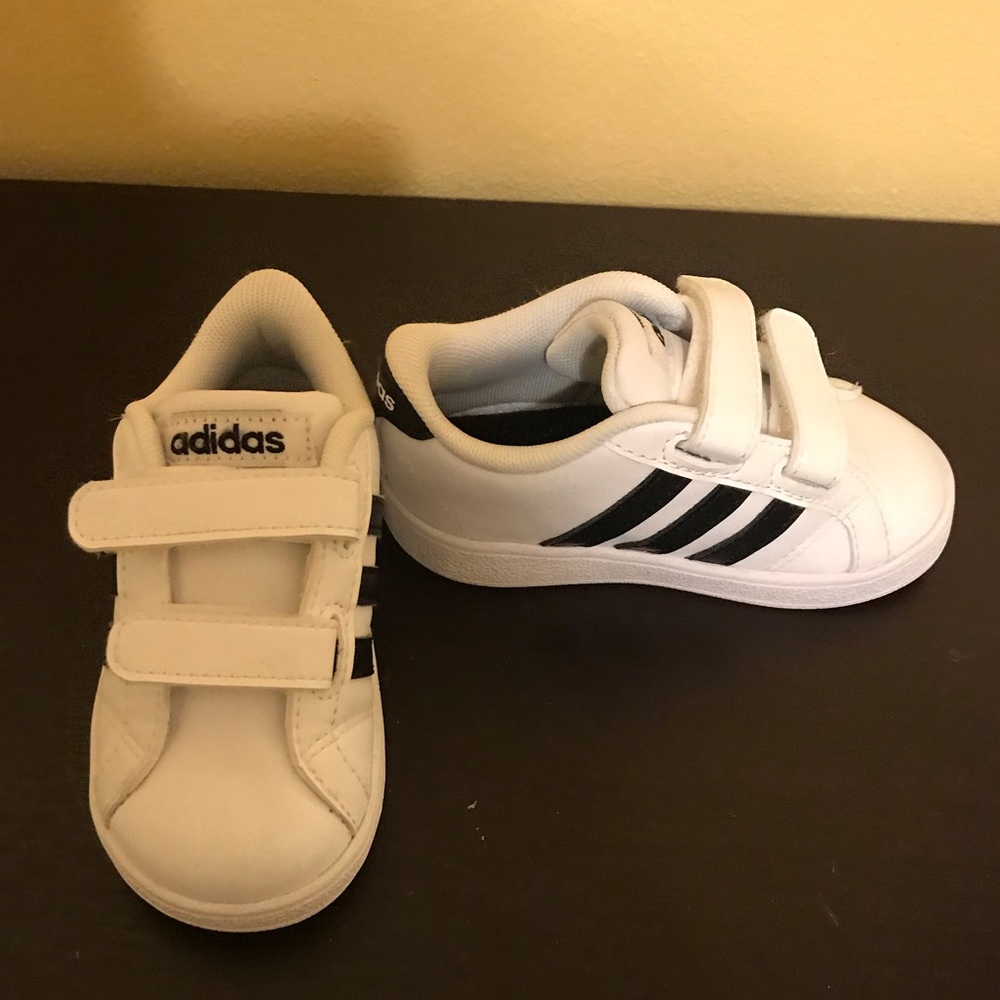 Adidas shoes for toddler! Great condition!